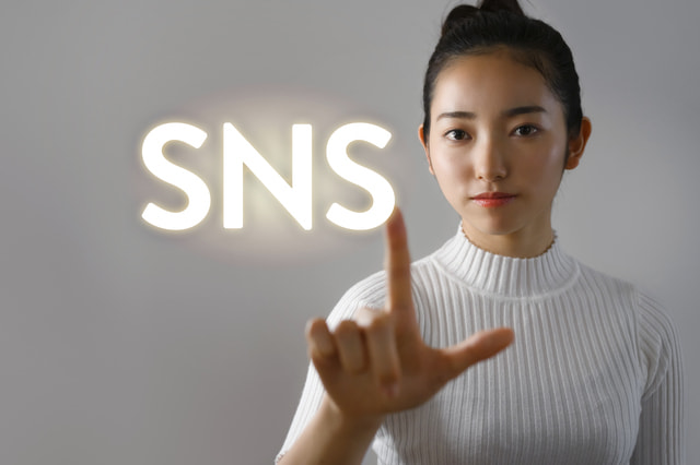 SNS
